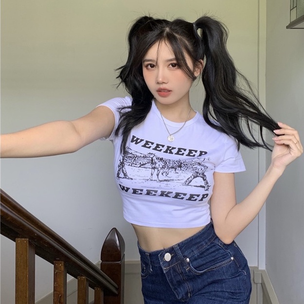 Áo Thun Croptop Nữ Tay Ngắn In Hình