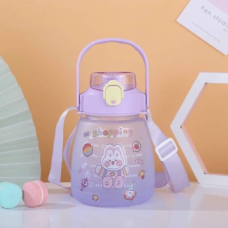 Bình nước chia vạch 1.3 lít cực yêu