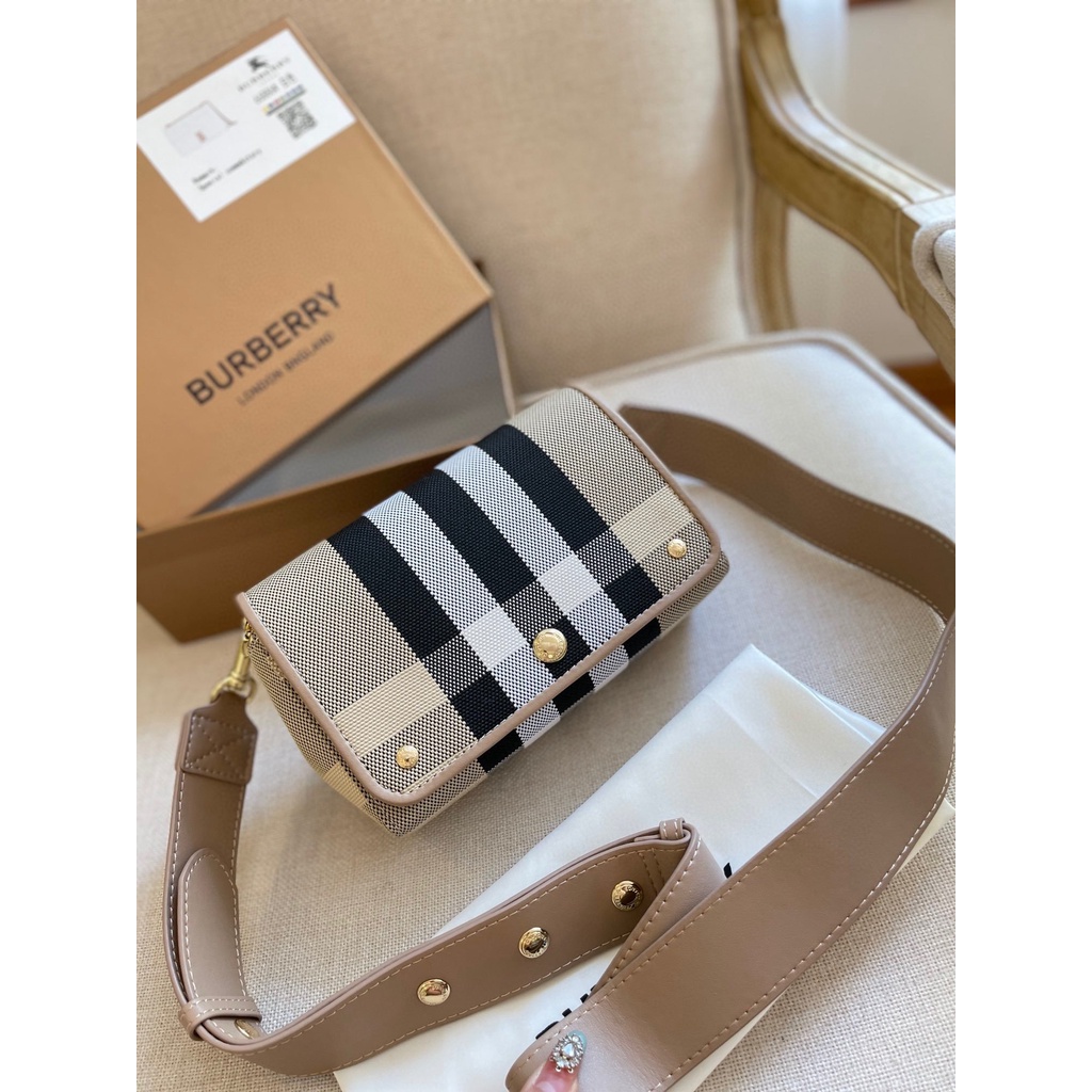 Túi Đeo Chéo Burberry Thời Trang Sang Trọng Cho Nam Nữ