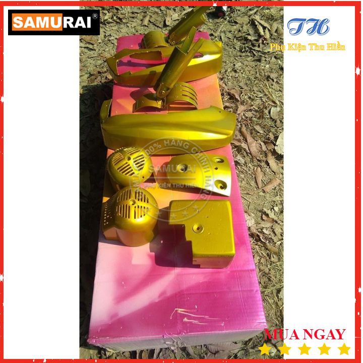 Combo 5 Chai Sơn Xịt Samurai Màu Vàng Kẹo Gồm: UCH210 -3/124 -2 Chai Y016 - K1K