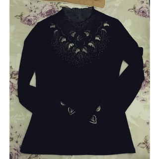 Áo thun cổ đính cườm hàng quảng châu cao cấp