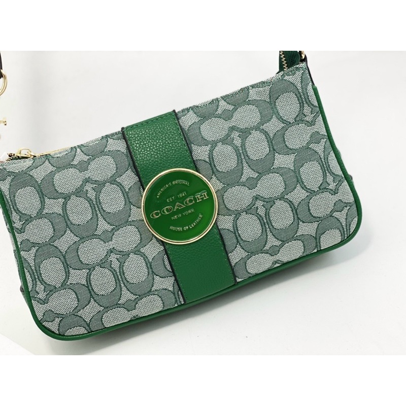 Túi Coach hai quai size 23 cm