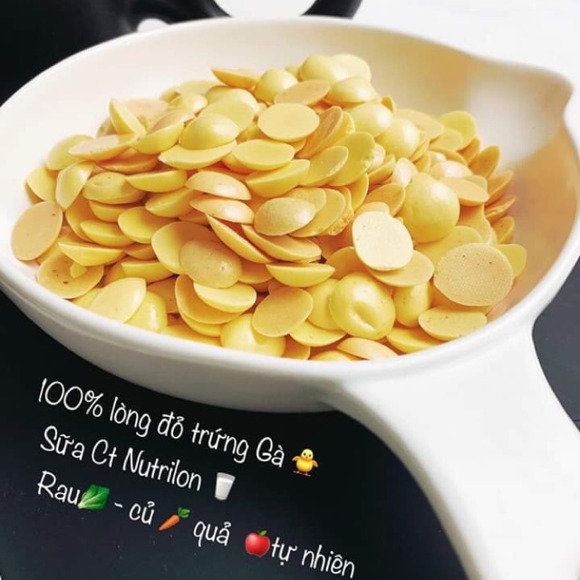 Bánh lòng đỏ trứng