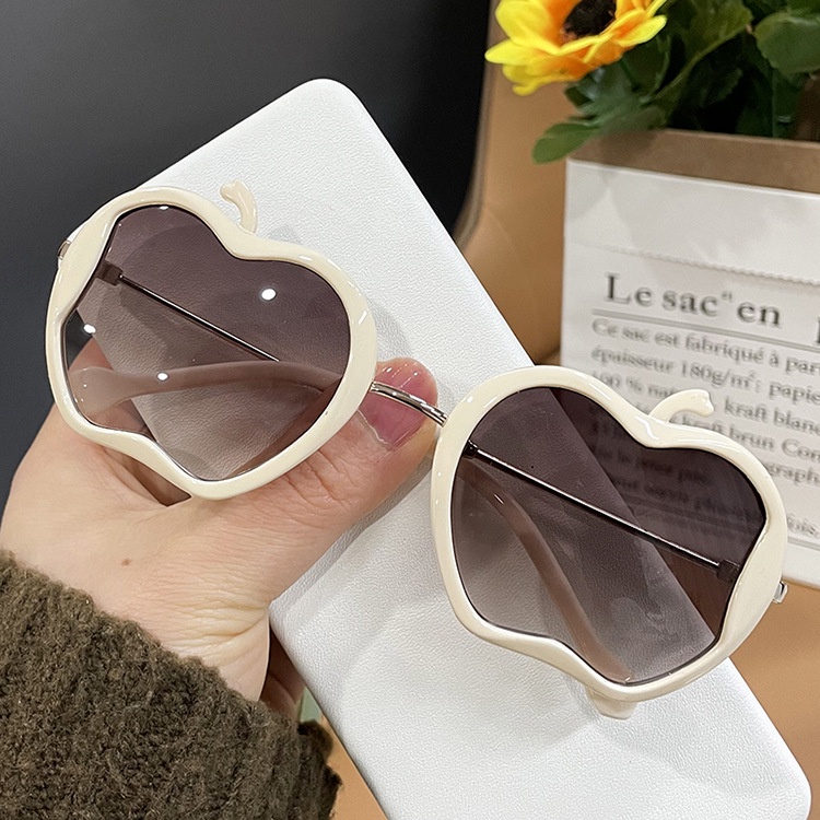 Kính Mát apple Chống Tia UV Cho Bé