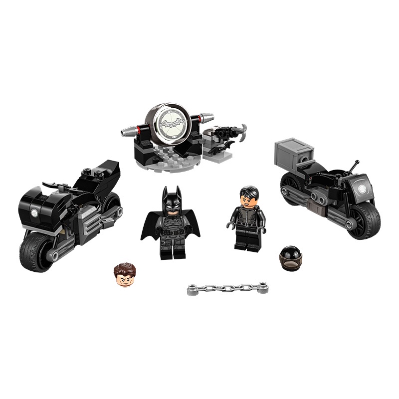 Đồ Chơi LEGO Cuộc Rượt Đuổi Mô Tô Của Batman Và Miêu Nữ 76179