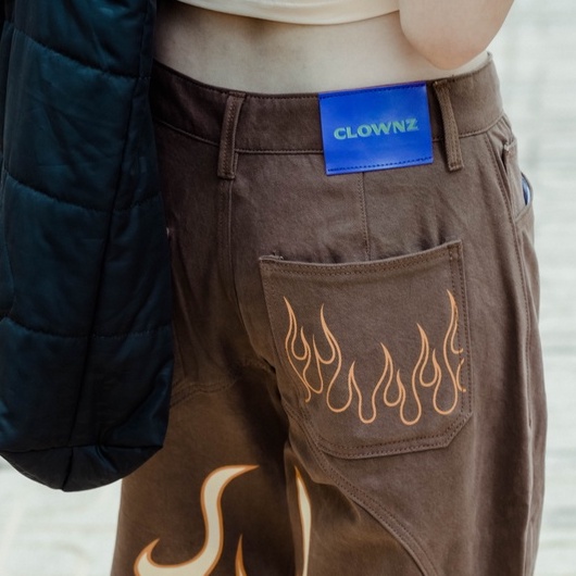 Quần jeans nâu baggy local brand Clownz New Flame Pants ống rộng unisex nam nữ
