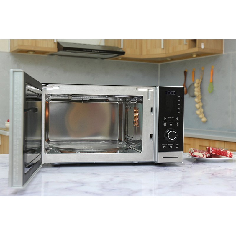 Lò vi sóng Electrolux EMS3087X 30 lít ( hàng trưng bày - bảo hành 12 tháng)