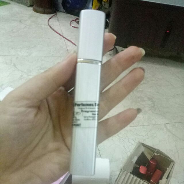 Nuóc hoa chiết