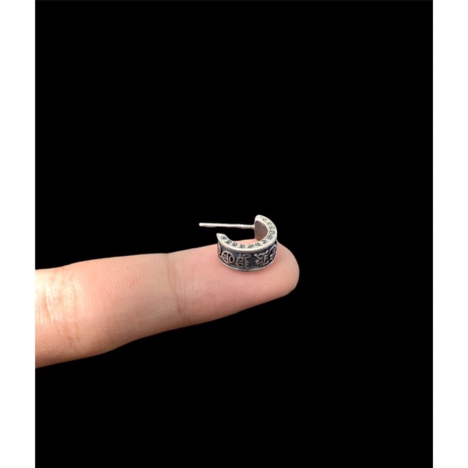 Bông tai chrome hearts ghim không đá