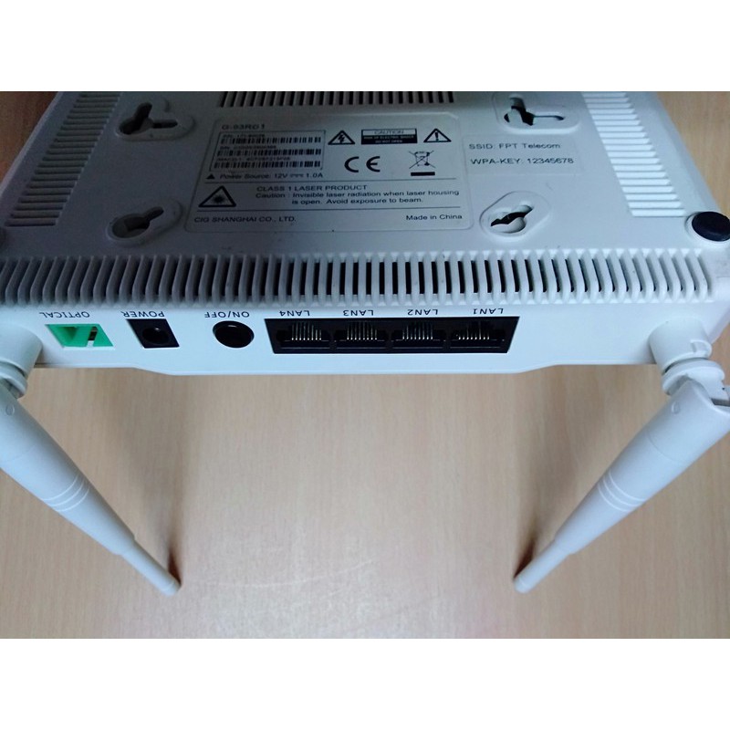 Modem Phát WIFI quang F.P.T G-93GR1 2 râu và 4 cổng LAN - Modem Chính Hãng (Cũ)