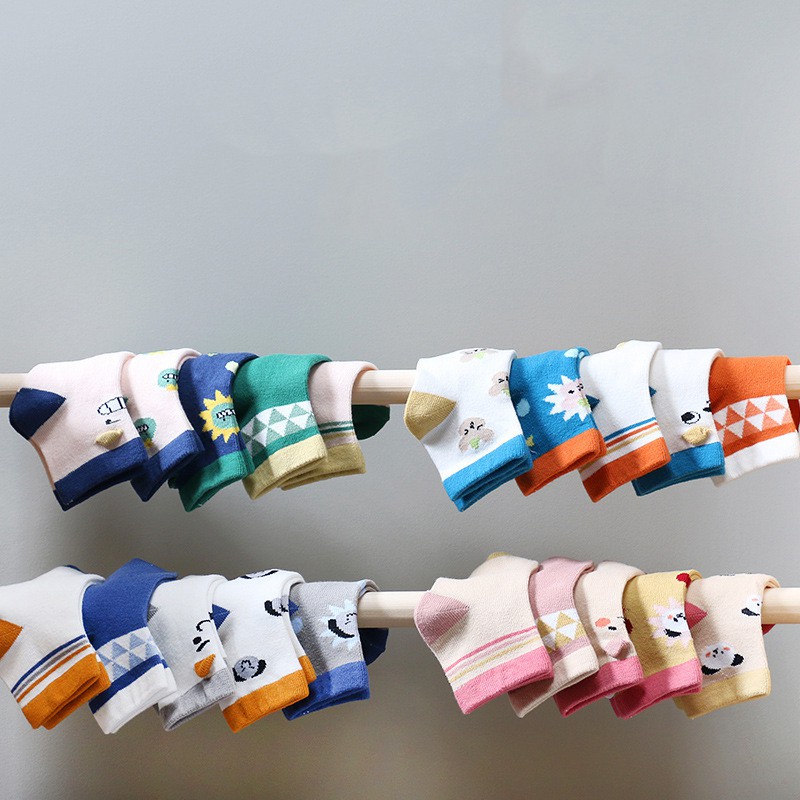 Set 5 đôi vớ cotton họa tiết hoạt hình dễ thương cho bé