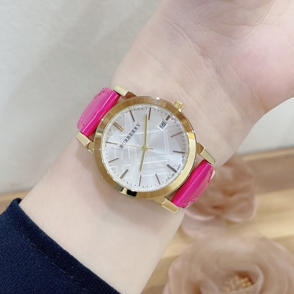 (Thẻ bảo hành 12 tháng) Đồng hồ nữ Burberry dây da kẻ màu, hàng full box, thẻ bảo hành 12 tháng - Dongho.burberry | BigBuy360 - bigbuy360.vn