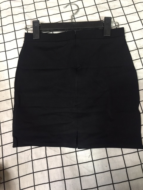 [Mã FASHIONT4WA2 giảm 10K đơn 50K] Chân Váy Body Xẻ Sau | BigBuy360 - bigbuy360.vn