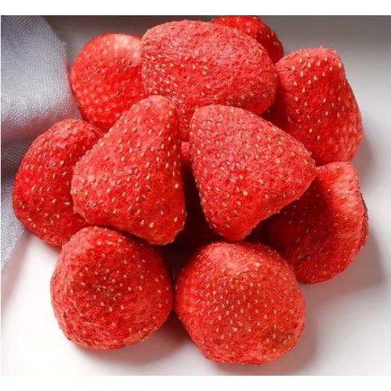 Dâu Tây Nguyên Quả Sấy Thăng Hoa Giòn Siêu Ngon 200G