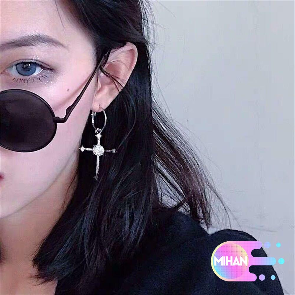 Bông Tai Hình Thánh Giá Phong Cách Gothic Cho Nữ Mihan1