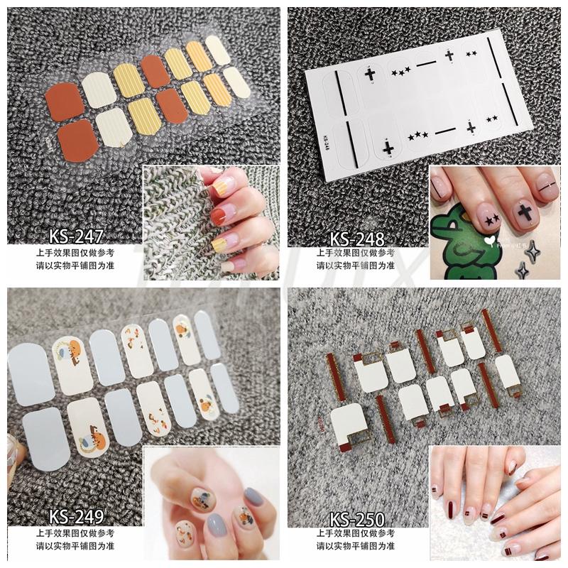 Miếng dán in họa tiết dùng trang trí móng tay