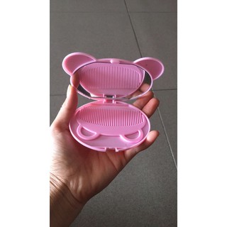 Gương mini gấp gọn kèm lược (giao màu ngẫu nhiên)