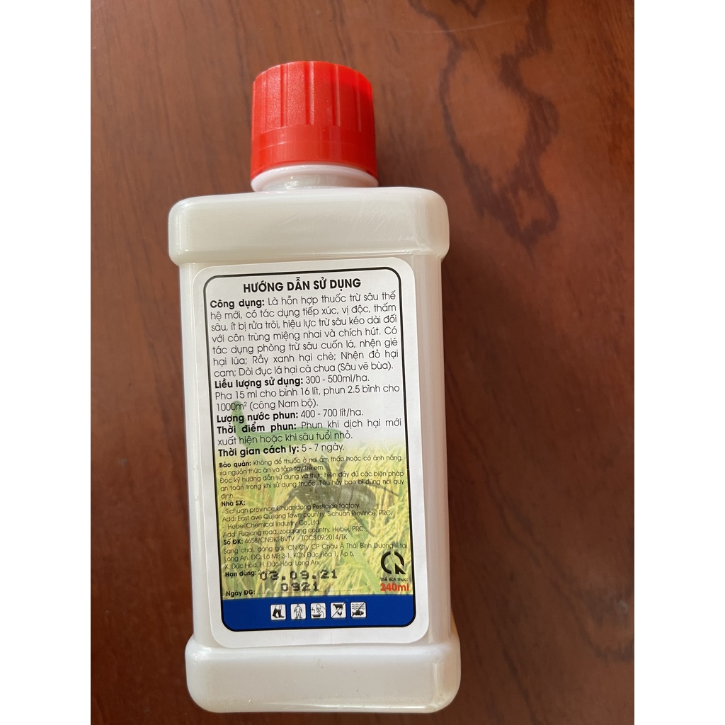 TIKTOT 60EC - Đặc trừ: Nhện gié và sâu cuốn lá chai 240ml