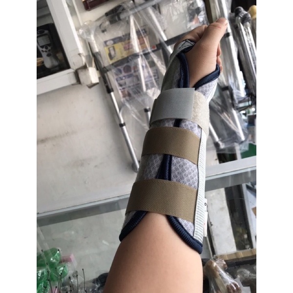 Nẹp cẳng tay trái-phải