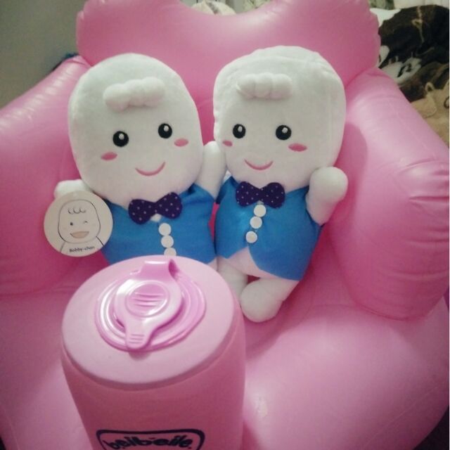 Combo ghế hơi tập ngồi + gấu bobby chan