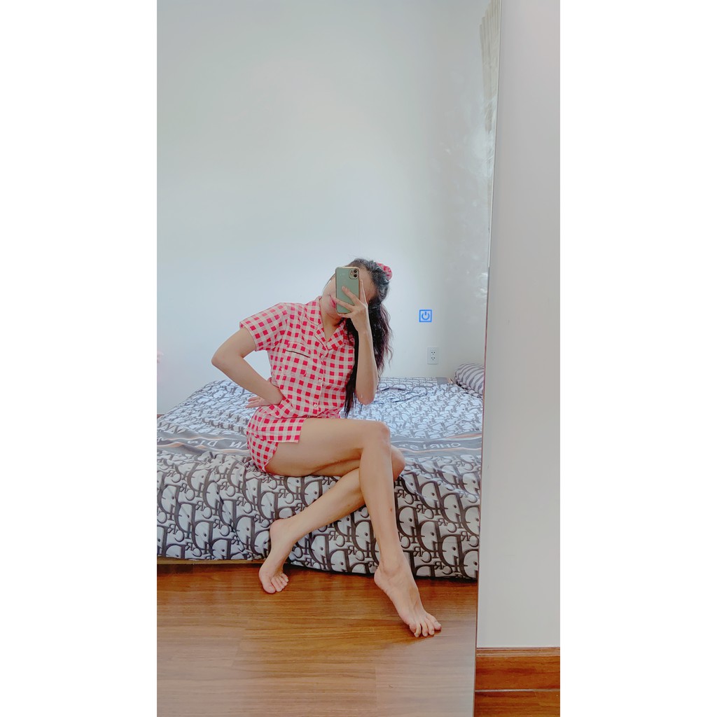 Bộ ngủ mặc nhà kẻ Caro Freesize siêu thoải mái cho các nàng (tặng kèm chun cột tóc) | BigBuy360 - bigbuy360.vn