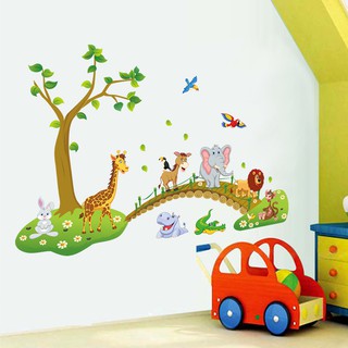 Decal dán tường Bé đi sở thú - HPMABC1041
