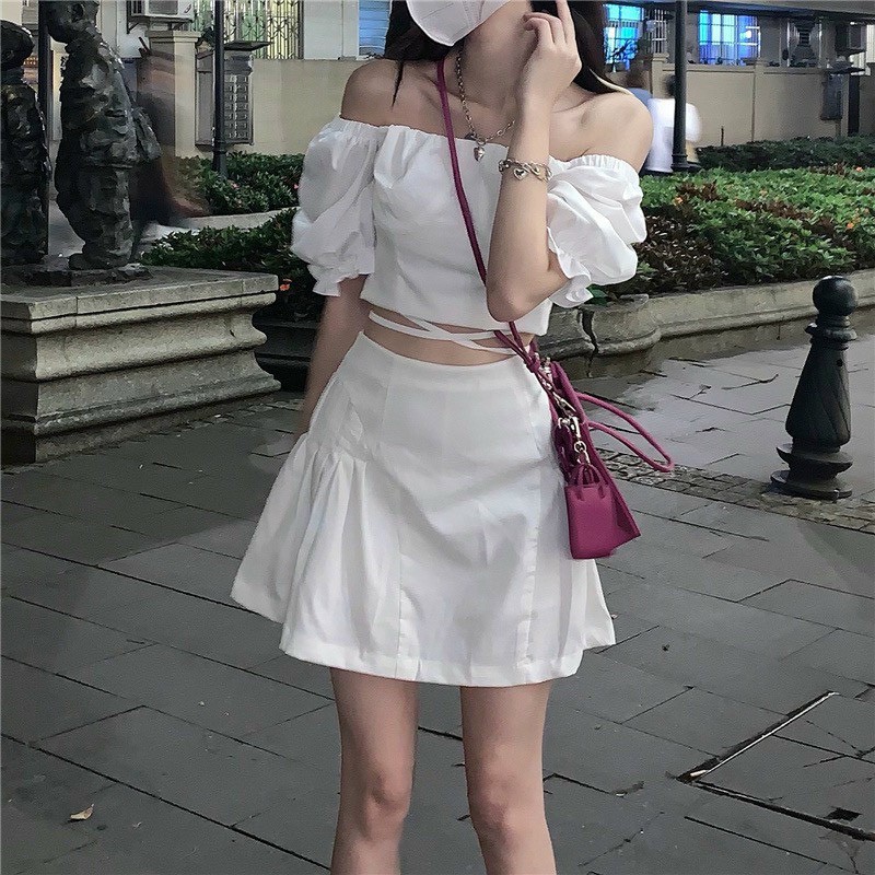 Set váy trắng KA CLoset gồm áo trễ vai  + chân váy kèm quần, có khóa sau, 2 size M L | BigBuy360 - bigbuy360.vn