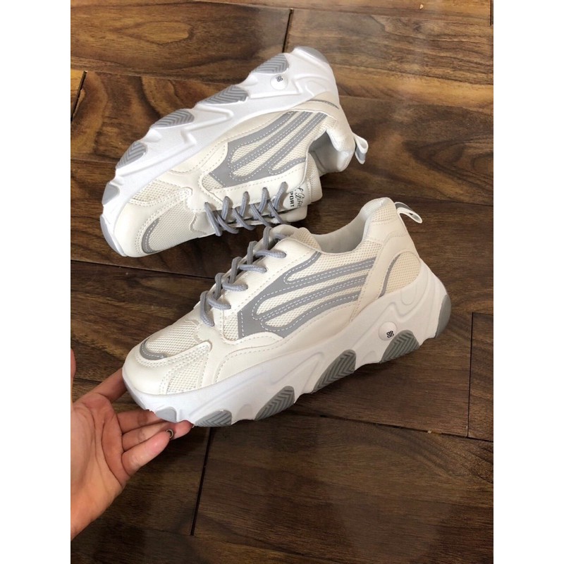 [Mã FAGREEN245 giảm 10% tối đa 30k đơn từ 99k] Giày thể thao dây kẻ phản quang | BigBuy360 - bigbuy360.vn