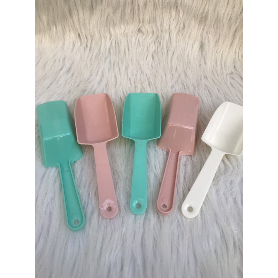 Xẻng xúc thức ăn cho chó mèo