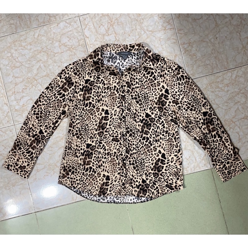 Áo Primark Dư Xịn Form Rộng 2 Màu Size M