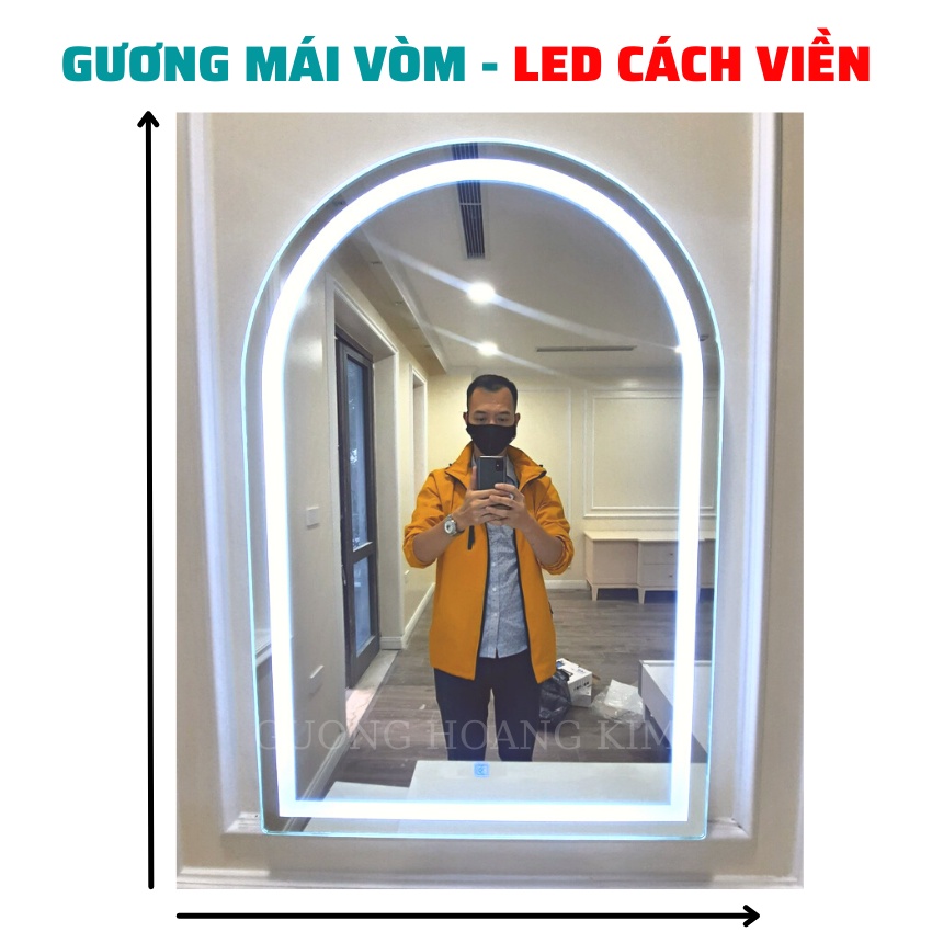 Gương cảm ứng đèn led treo tường gương mái mòm trang điểm makeup nhà tắm kích thước 50x75cm guonghoangkim BTiêuChuẩn