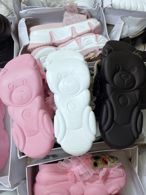 Dép bánh bánh mì đế gấu cao 8cm