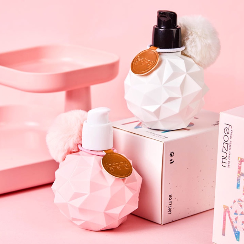 [Hàng mới về] Kem dưỡng da tay hương đào dưỡng ẩm chống khô lâu trôi