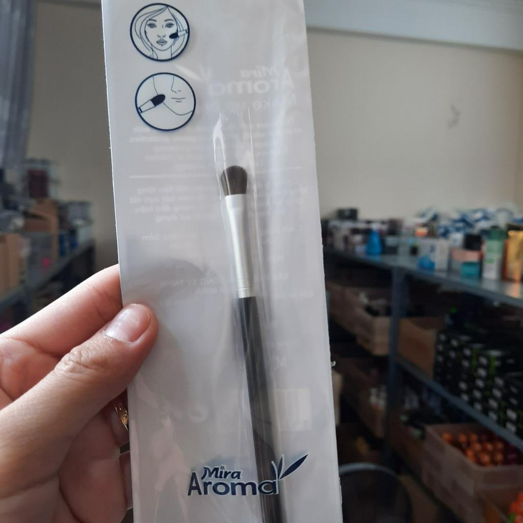 Cọ tán phấn mắt Aroma Make Up Brush Hàn Quốc