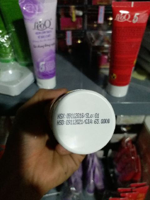 Tẩy da chết leoQ ( giá bìa 65k, dùng thích) | BigBuy360 - bigbuy360.vn