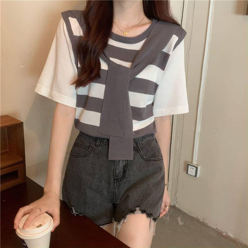 Áo Thun Nữ Giả Hai Lớp Dáng Rộng Họa Tiết Kẻ Sọc Phong Cách Retro Thời Trang Mùa Hè 2022 Mới