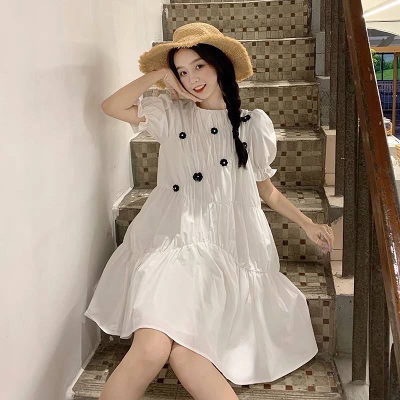 Váy Babydoll trắng Đính hoa đen ulzzang style (hàng Quảng Châu Loại 1) Đầm babydoll form rộng