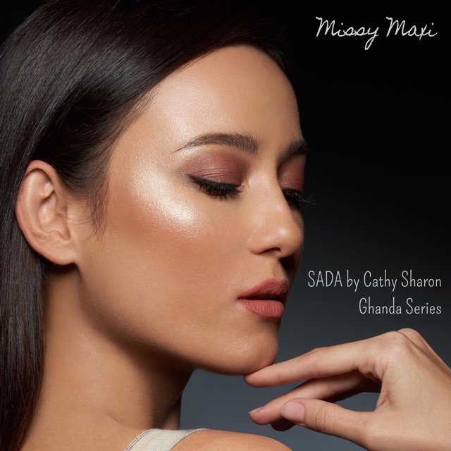 (hàng Mới Về) Bảng Phấn Bắt Sáng Tạo Khối Trang Điểm Mặt Sada By Cathy Sharon | BigBuy360 - bigbuy360.vn