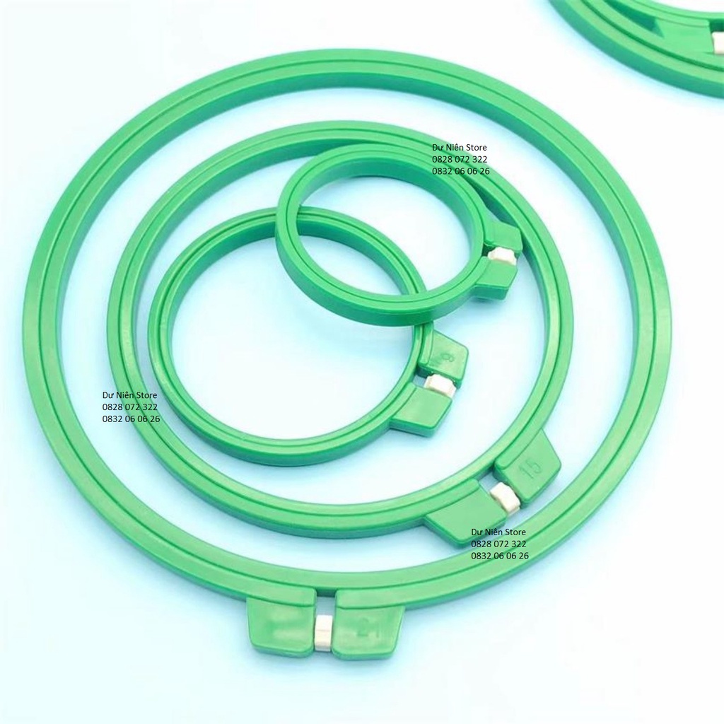 Bàn Căn, Khung Thêu Bằng Nhựa Xanh Đủ Size Chắc Chắn.