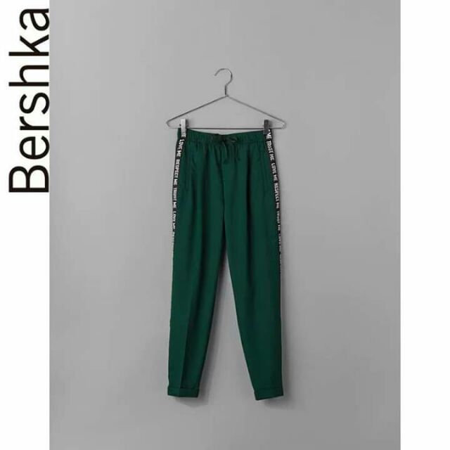Quần  Bershka