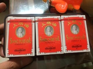Dầu gió Ông già Thái Lan