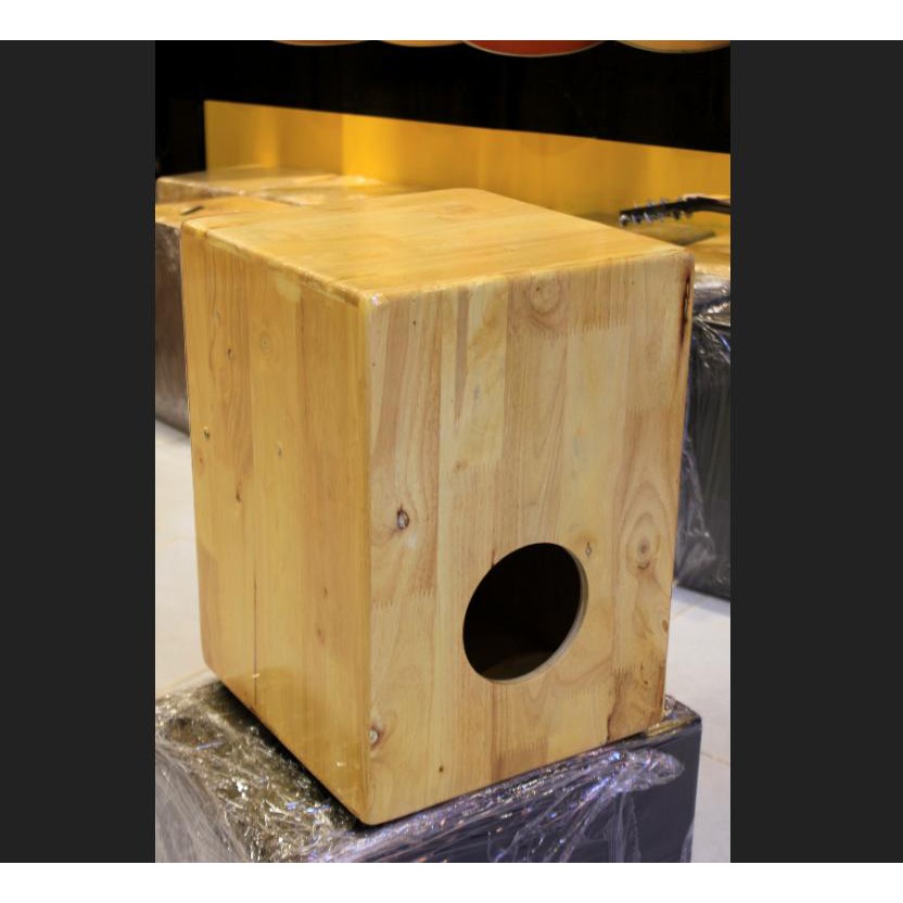 Cajon gỗ thịt giá rẻ cho người mới tập dòng SR03