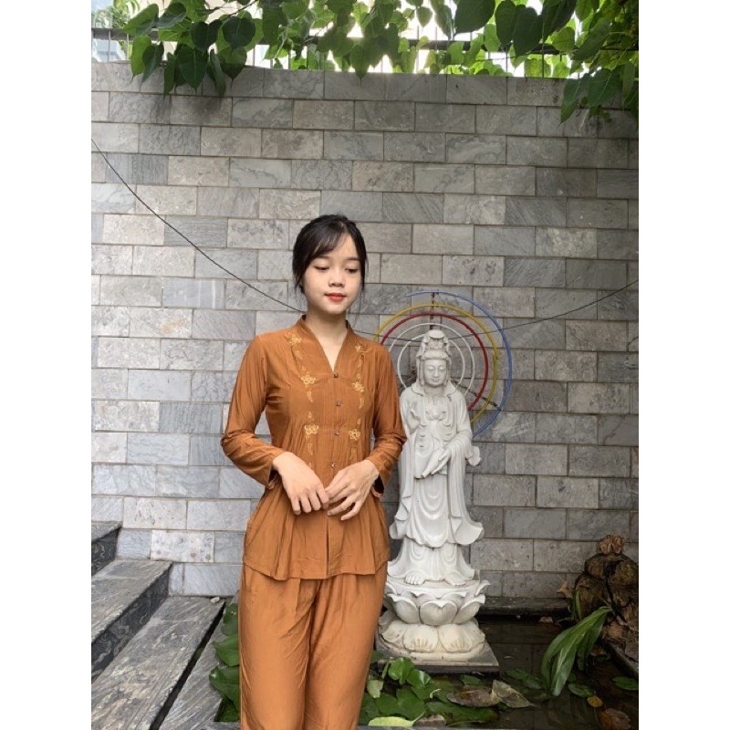 Đồ lam đi chùa,thun balai