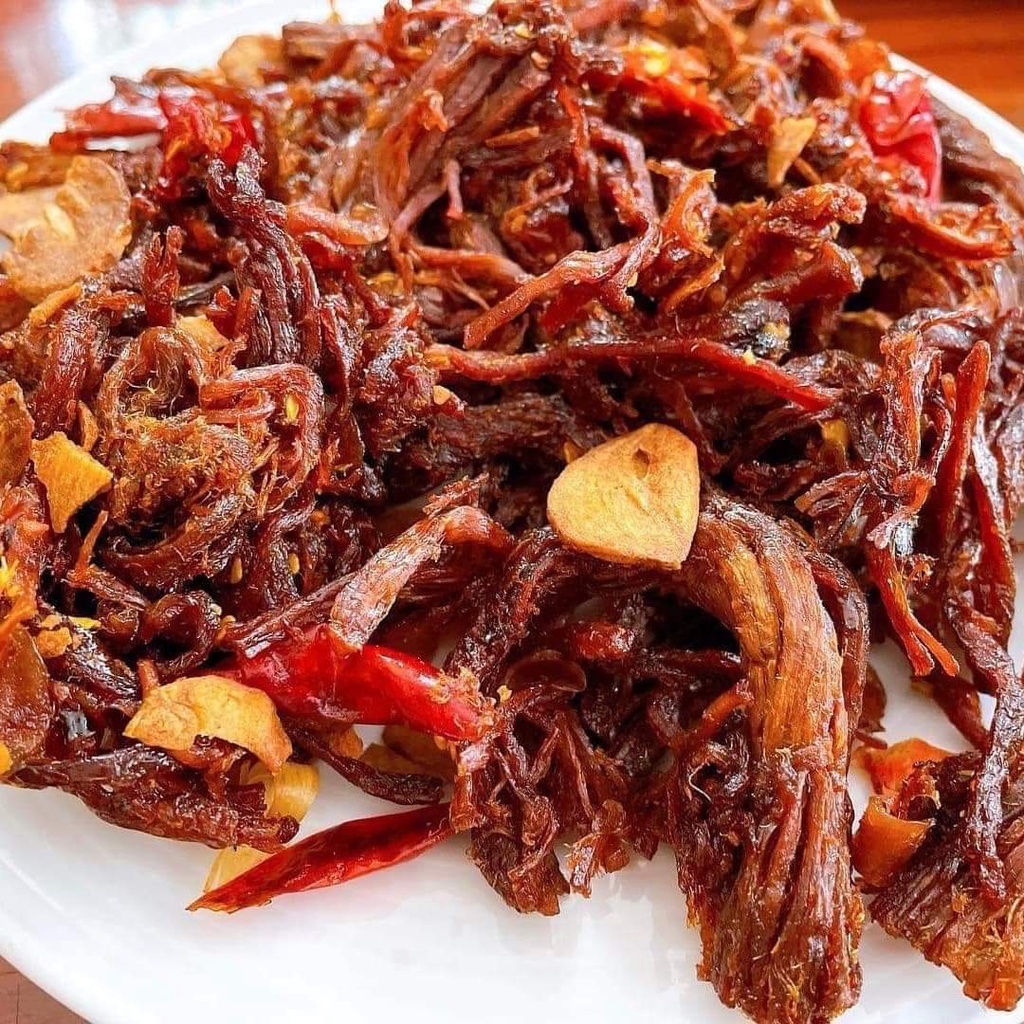Khô heo cháy tỏi 300gr thơm ngon, khô lợn cháy tỏi xé sợi loại ngon an toàn vệ sinh thực phẩm | BigBuy360 - bigbuy360.vn