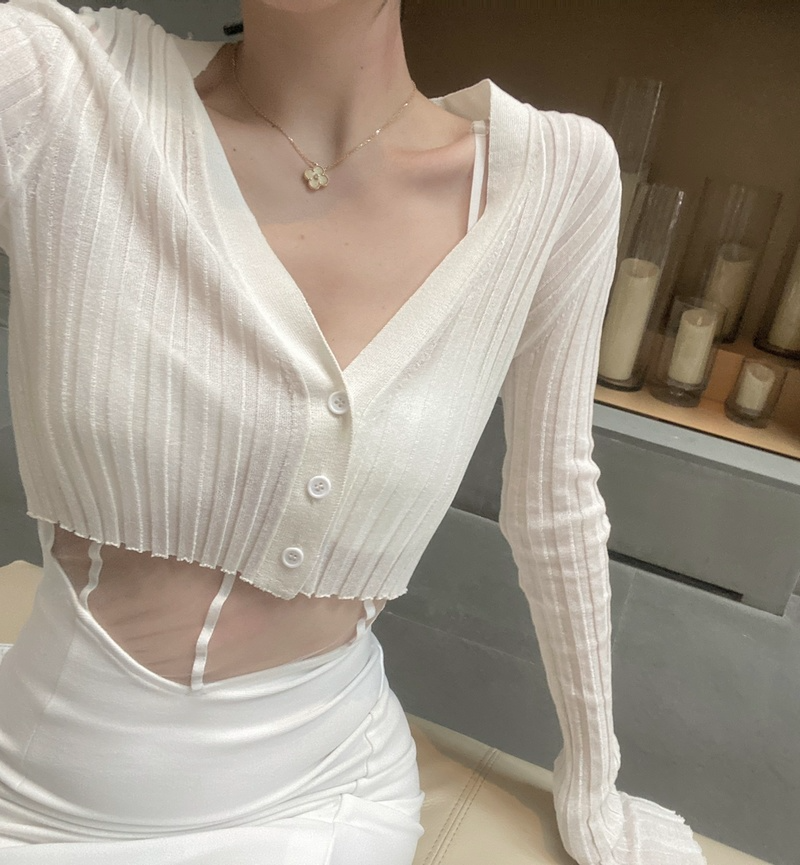 Áo croptop dài tay cổ chữ V xinh xắn theo phong cách xuân 2021 thu nữ tính thanh lịch