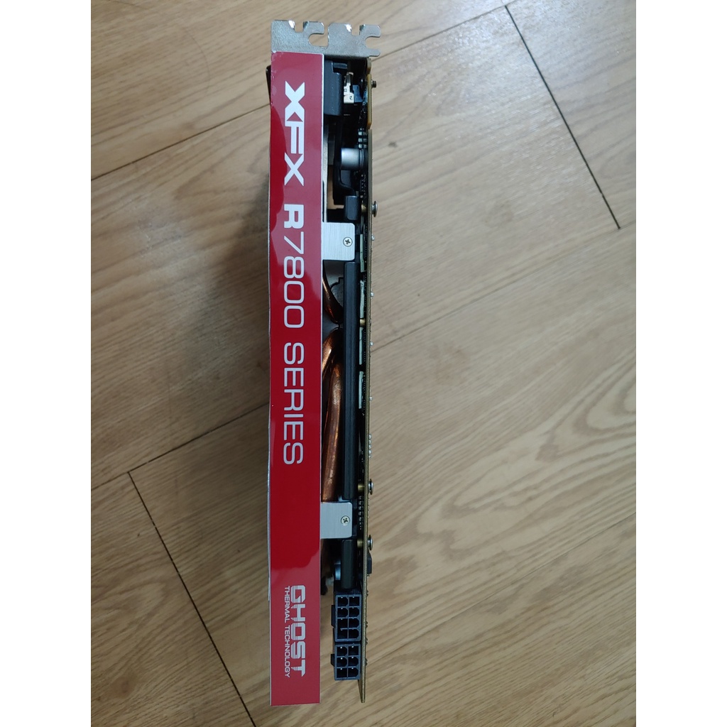 Card màn hình XFX HD 7850 2GD5