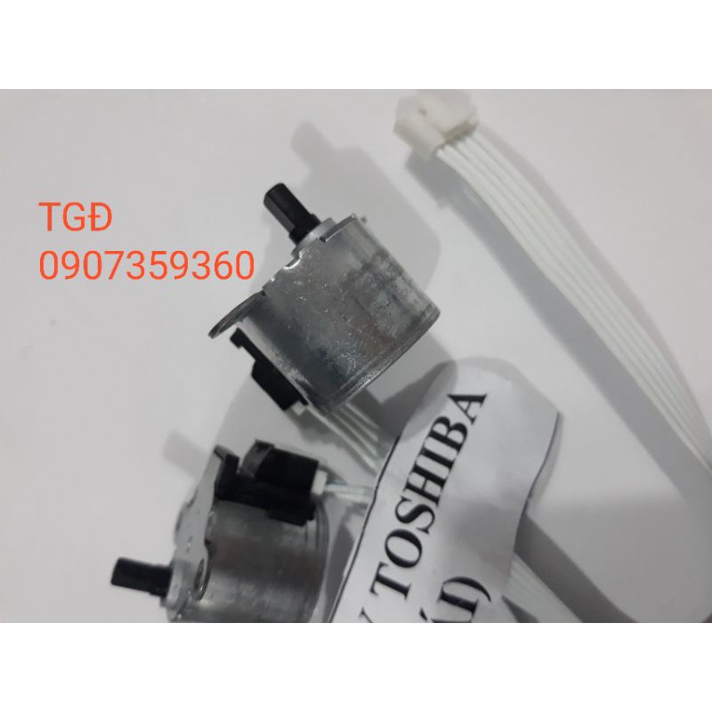 Mô tơ vẫy đảo máy lạnh Toshiba