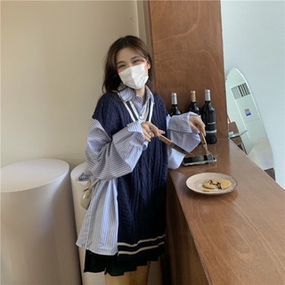 Áo sơ mi phối gile len phong cách ulzzang