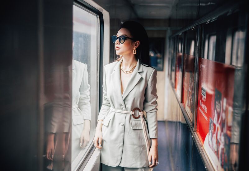 [Mã FAMALLT5 giảm 15% đơn 150k] CCHAT Áo blazer 2 túi dài tay | BigBuy360 - bigbuy360.vn