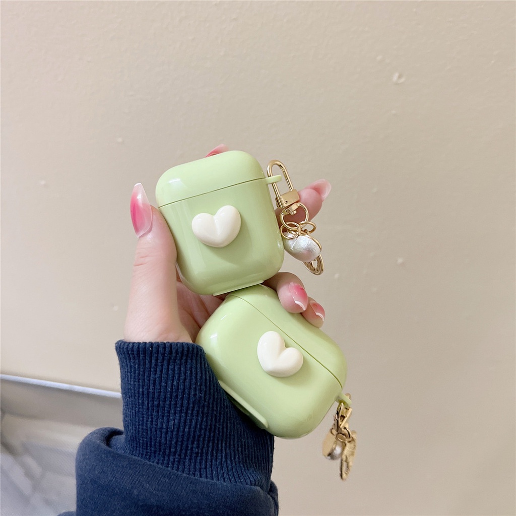 Vỏ Bảo Vệ Hộp Sạc Tai Nghe AirPod 1/2/3 Pro 1/2/3 Bằng Silicon Màu Trắng/Xanh Lá Phối Mặt Dây Hình Trái Tim Dễ Thương